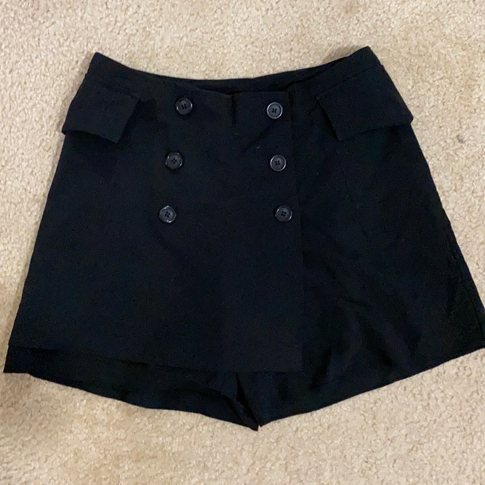 Caché black skirt